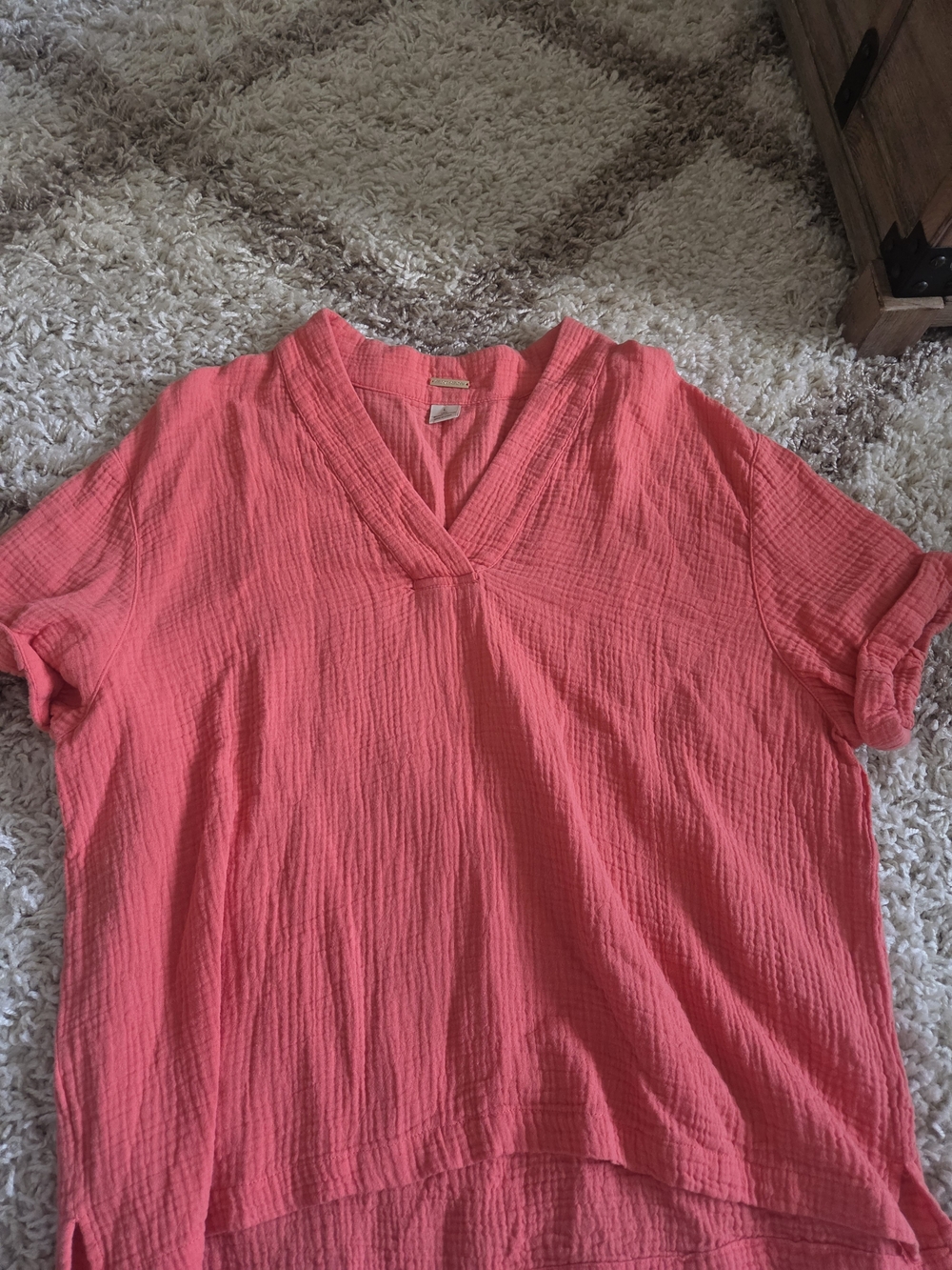 Magaschoni Coral V-Neck Gauze Short-Sleeve Top